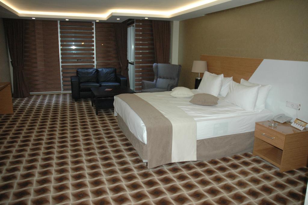Way Hotel Izmir Exterior foto