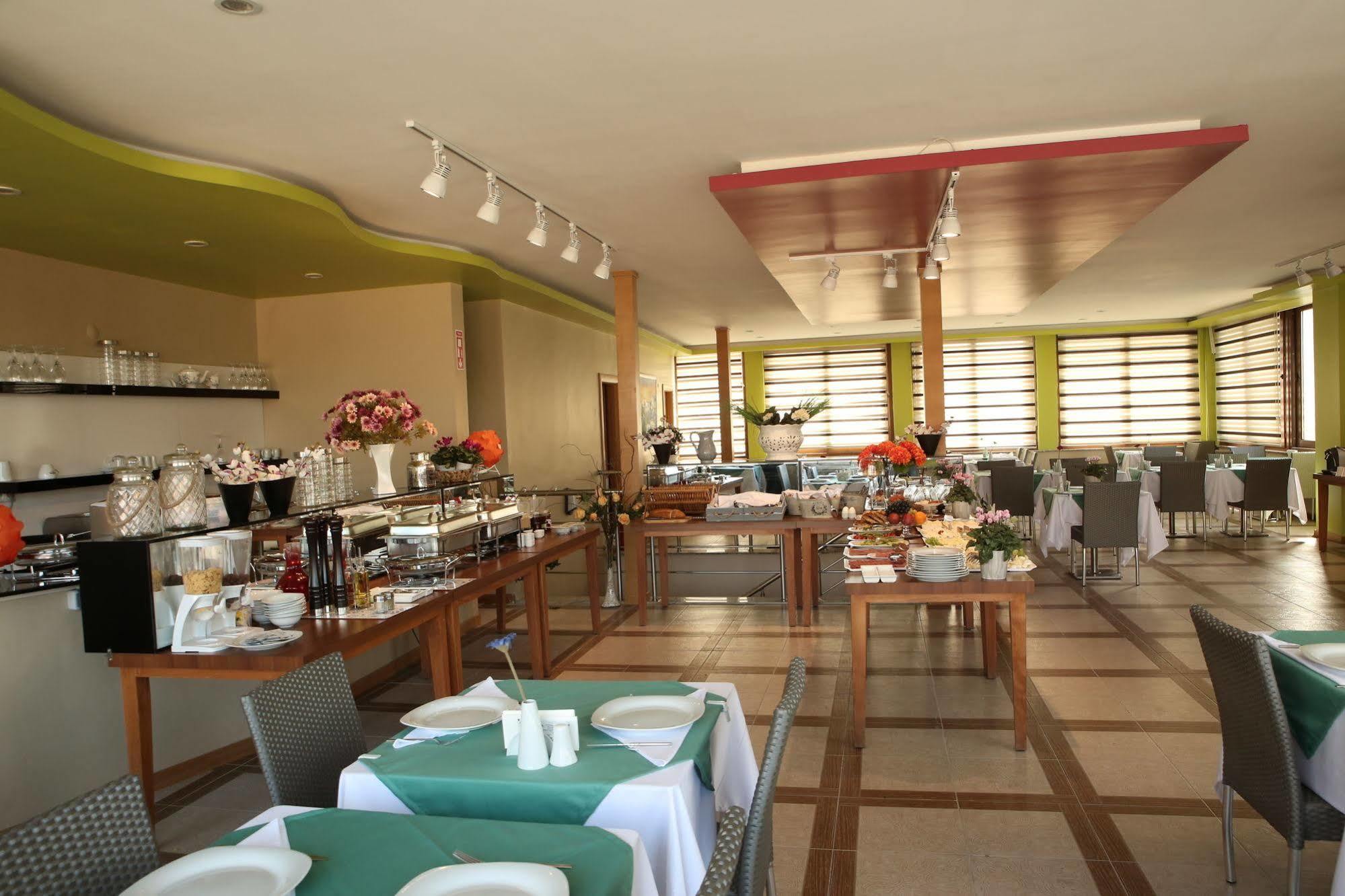 Way Hotel Izmir Exterior foto